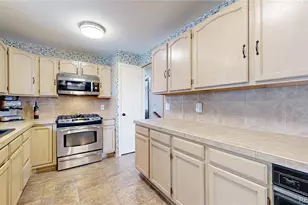 9374 Bellaire St, Thornton, CO 80229 - Photo 7