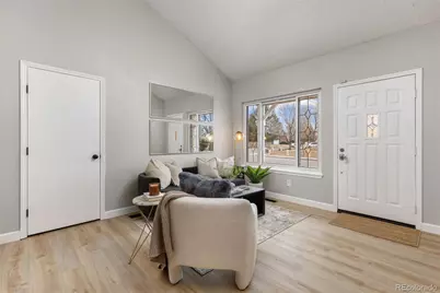 19301 E Florida Place, Aurora, CO 80017 - Photo 7