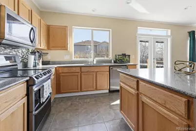 12124 Joplin Street, Commerce City, CO 80603 - Photo 7
