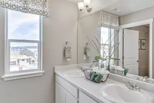811 N Deer Pk St, Watkins, CO 80137 - Photo 21