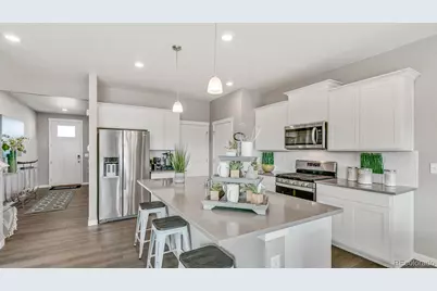 811 N Deer Park Street, Watkins, CO 80137 - Photo 7