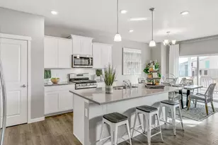 811 N Deer Pk St, Watkins, CO 80137 - Photo 9