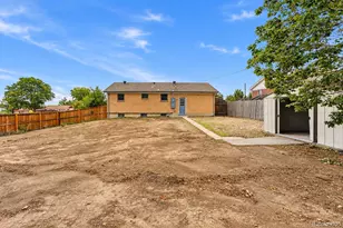 10475 Grant Dr, Northglenn, CO 80233 - Photo 29