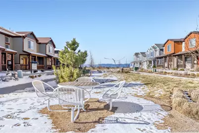 6089 N Liverpool Street, Aurora, CO 80019 - Photo 5