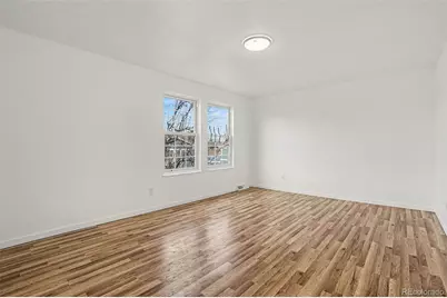 141 Oakland Court, Aurora, CO 80011 - Photo 11