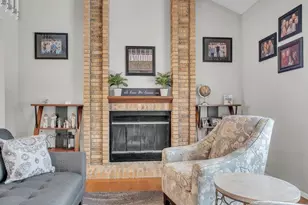 7370 S Tempe Cir, Centennial, CO 80016 - Photo 5