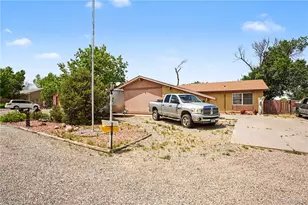 129 E Beshoar Dr, Pueblo, CO 81007 - Photo 29