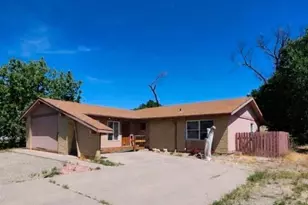 129 E Beshoar Dr, Pueblo, CO 81007 - Photo 1