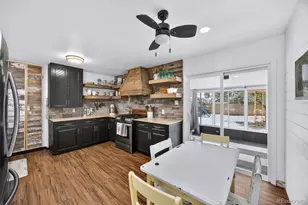 730 Newark St, Aurora, CO 80010 - Photo 13