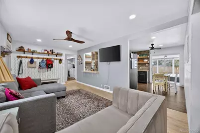 730 Newark Street, Aurora, CO 80010 - Photo 11