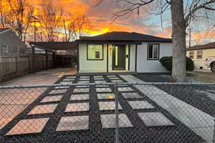 5423 Saulsbury Ct, Arvada, CO 80002 - Photo 3