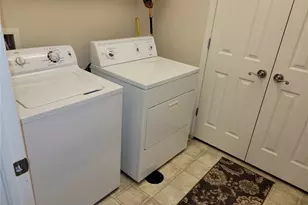 2260 S Vaughn Way, Aurora, CO 80014 - Photo 23