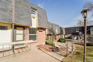 5809 S Pearl St, Centennial, CO 80121 - Photo 33