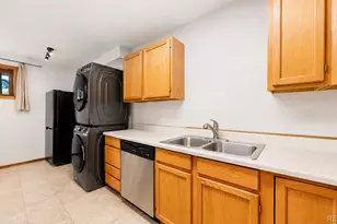 30575 Hilltop Dr, Evergreen, CO 80439 - Photo 31