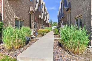 936 S Pearl St, Denver, CO 80209 - Photo 3
