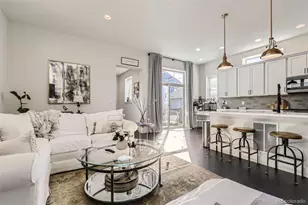 2572 Iola St, Aurora, CO 80010 - Photo 13