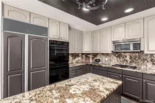 308 Red Hawk Cir, Silverthorne, CO 80498 - Photo 11