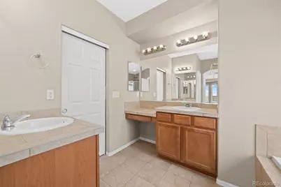 24025 E Wagon Trail Avenue, Aurora, CO 80016 - Photo 15