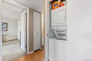 3121 S Tamarac Dr, Denver, CO 80231 - Photo 17