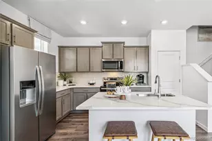 1373 S Chester St, Denver, CO 80247 - Photo 11