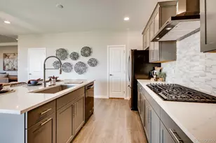 46435 Heritage Ave, Bennett, CO 80102 - Photo 7