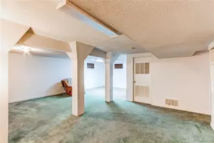 8257 Teller Ct, Arvada, CO 80003 - Photo 21