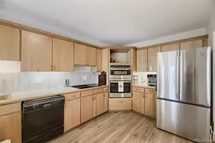 7496 W Cedar Cir, Lakewood, CO 80226 - Photo 11