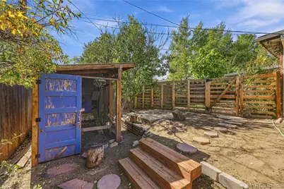 8244 W Iowa Avenue, Lakewood, CO 80232 - Photo 27