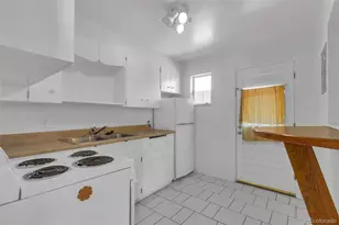 1524 Jasmine St, Denver, CO 80220 - Photo 9