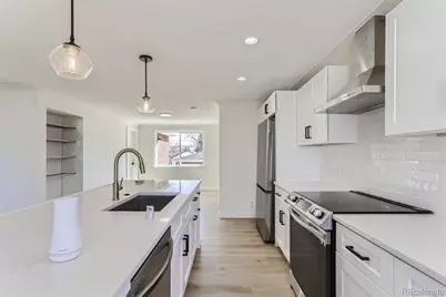 2060 Newland Street, Edgewater, CO 80214 - Photo 9