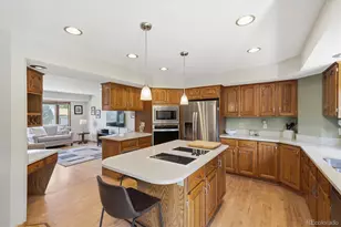 11707 W Jewell Dr, Lakewood, CO 80228 - Photo 9