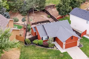 3327 Blue Grass Cir, Castle Rock, CO 80109 - Photo 3