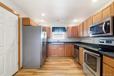 1885 E 115th Avenue, Northglenn, CO 80233 - Photo 7