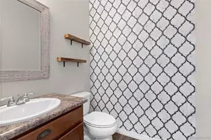 82 S Newbern Way, Aurora, CO 80018 - Photo 41