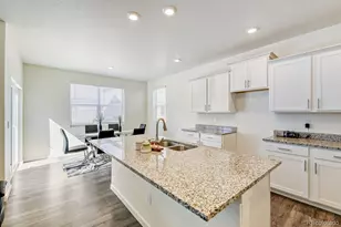 1109 Sunrise Dr, Brighton, CO 80603 - Photo 9