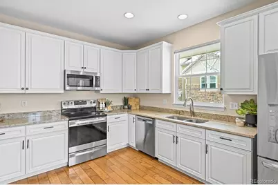 8843 Edinburgh Circle, Highlands Ranch, CO 80129 - Photo 5