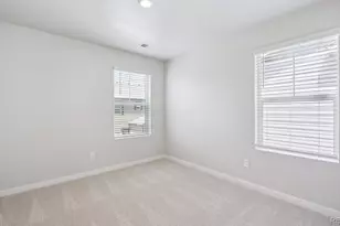 688 N Ukraine St, Aurora, CO 80018 - Photo 15