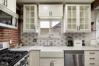 2810 Dahlia Street, Denver, CO 80207 - Photo 9