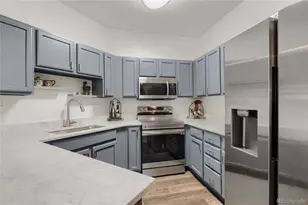 2896 W Riverwalk Cir, Littleton, CO 80123 - Photo 7