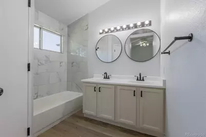2241 S Walden Street, Aurora, CO 80013 - Photo 37