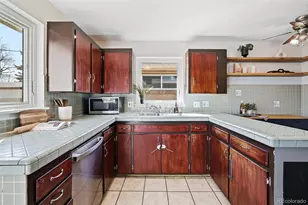 3630 Ivanhoe St, Denver, CO 80207 - Photo 11