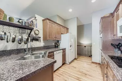 1856 S Kendall Court, Denver, CO 80232 - Photo 5
