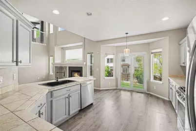 6019 S Ukraine Circle, Aurora, CO 80015 - Photo 11
