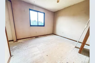 1807 24th Avenue, Longmont, CO 80501 - Photo 15