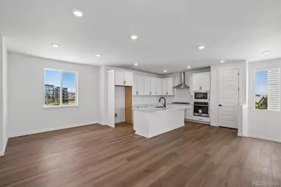 5781 S De Gaulle Ct Place, Aurora, CO 80016 - Photo 7