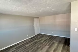 1437 Moline St, Aurora, CO 80010 - Photo 3