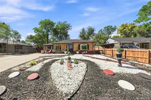 2065 Syracuse St, Denver, CO 80207 - Photo 1