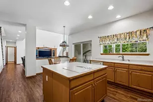17032 E Aberdeen Dr, Aurora, CO 80016 - Photo 11