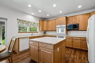 17032 E Aberdeen Dr, Aurora, CO 80016 - Photo 9