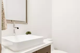 8233 Beekman Pl, Denver, CO 80238 - Photo 19